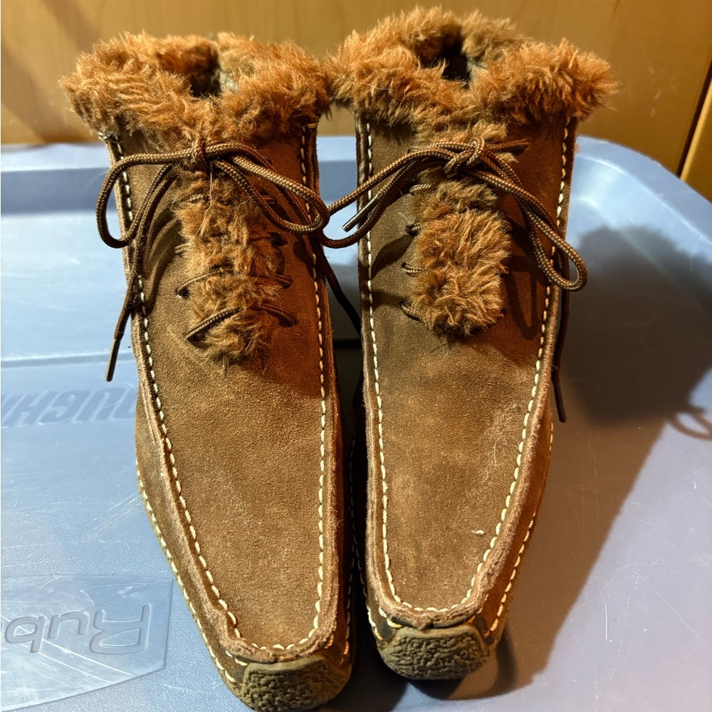 Vintage First Sight Cozy Fur-Lined Ankle Lace Up Booties Size 5.5